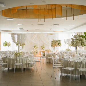 DSC06060 Krzesło GHOST transparentne