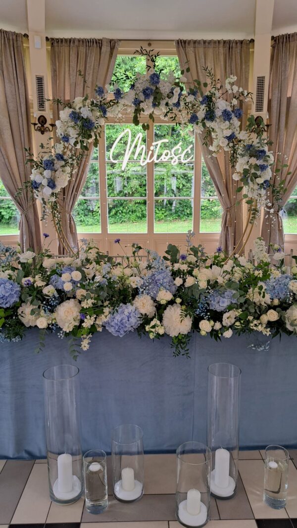 3916f904-66f8-40b7-b66b-7b0d8b06deca Obrus welurowy baby blue <br/> 240 x 280 cm