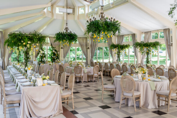 I&M-218 Obrus welurowy okrągły jasny beż <br/> śr. 330 cm