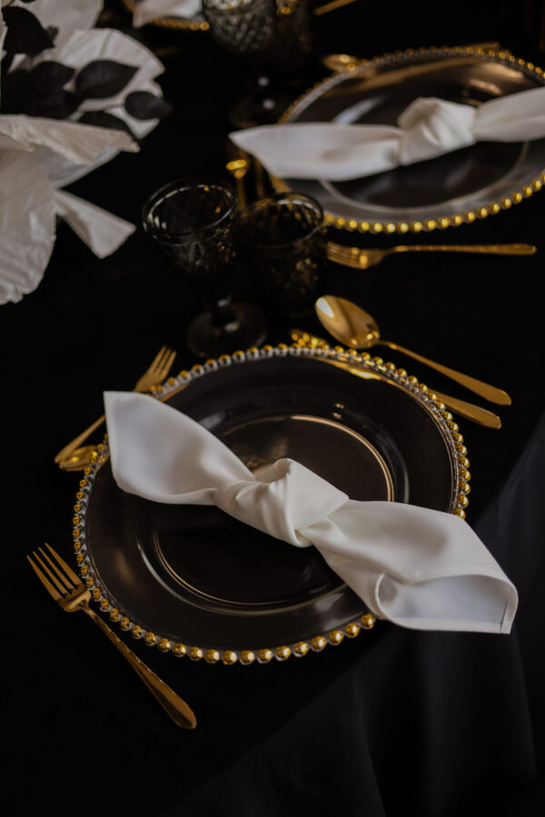 IMG_2341 3 Obrus welurowy czarny <br/> 240 x 280 cm