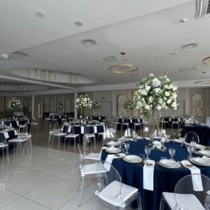 IMG_4074 Obrus welurowy okrągły granatowy <br/> śr. 330 cm