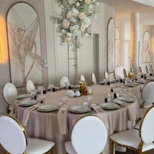 IMG_4325 Obrus welurowy okrągły jasny beż <br/> śr. 330 cm