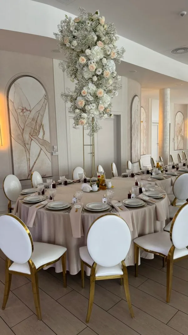 IMG_4325 Obrus welurowy okrągły jasny beż <br/> śr. 330 cm