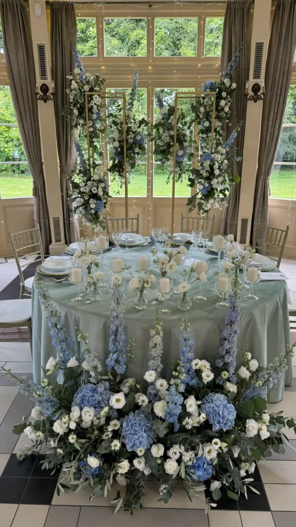 IMG_4398 Obrus welurowy okrągły szałwiowy <br/> śr. 330 cm