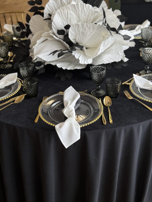 IMG_7020 Obrus welurowy okrągły czarny <br/> śr. 330 cm