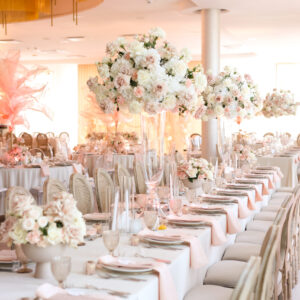 IMG_7798 Obrus welurowy ivory / śmietanka <br/> 240 x 280 cm