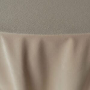 jasny beż 3 (1) Obrus welurowy okrągły jasny beż <br/> śr. 330 cm