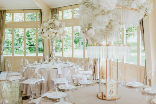 tlokinia_7.068 Obrus welurowy okrągły jasny beż <br/> śr. 330 cm