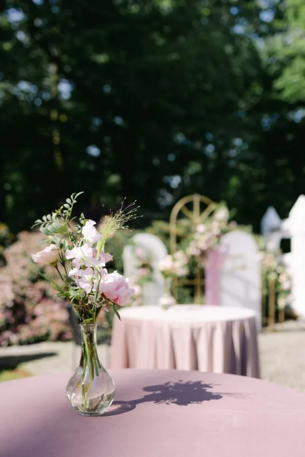 M21A5977 Obrus welurowy okrągły brudny róż / dusty pink <br/> śr. 330 cm