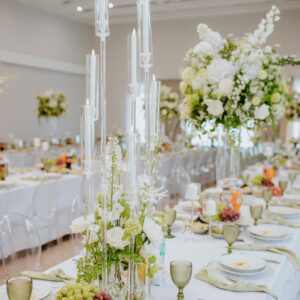 M_2 Świecznik transparentny 8-ramienny ze szklanymi tubami