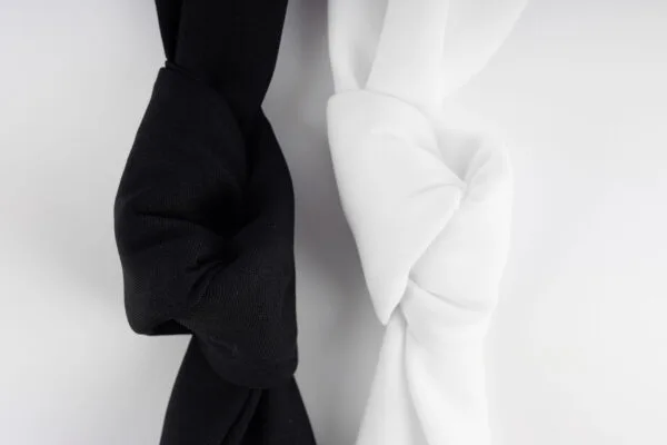 141A6216 Serweta bankietowa - czarna