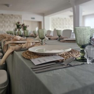 9d492767-dd33-41c5-abff-22cd01b2ac98 Kielich zielony z wypukłym wzorem