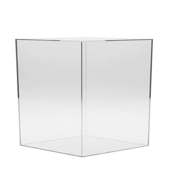 Screenshot Transparentne postumenty pleksi 25x25x25 cm